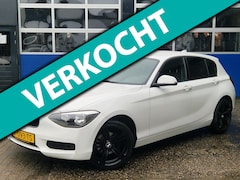 BMW 1-serie - 116i / Stoelverwarming / Airco / Parkeersensor / 18 inch velgen