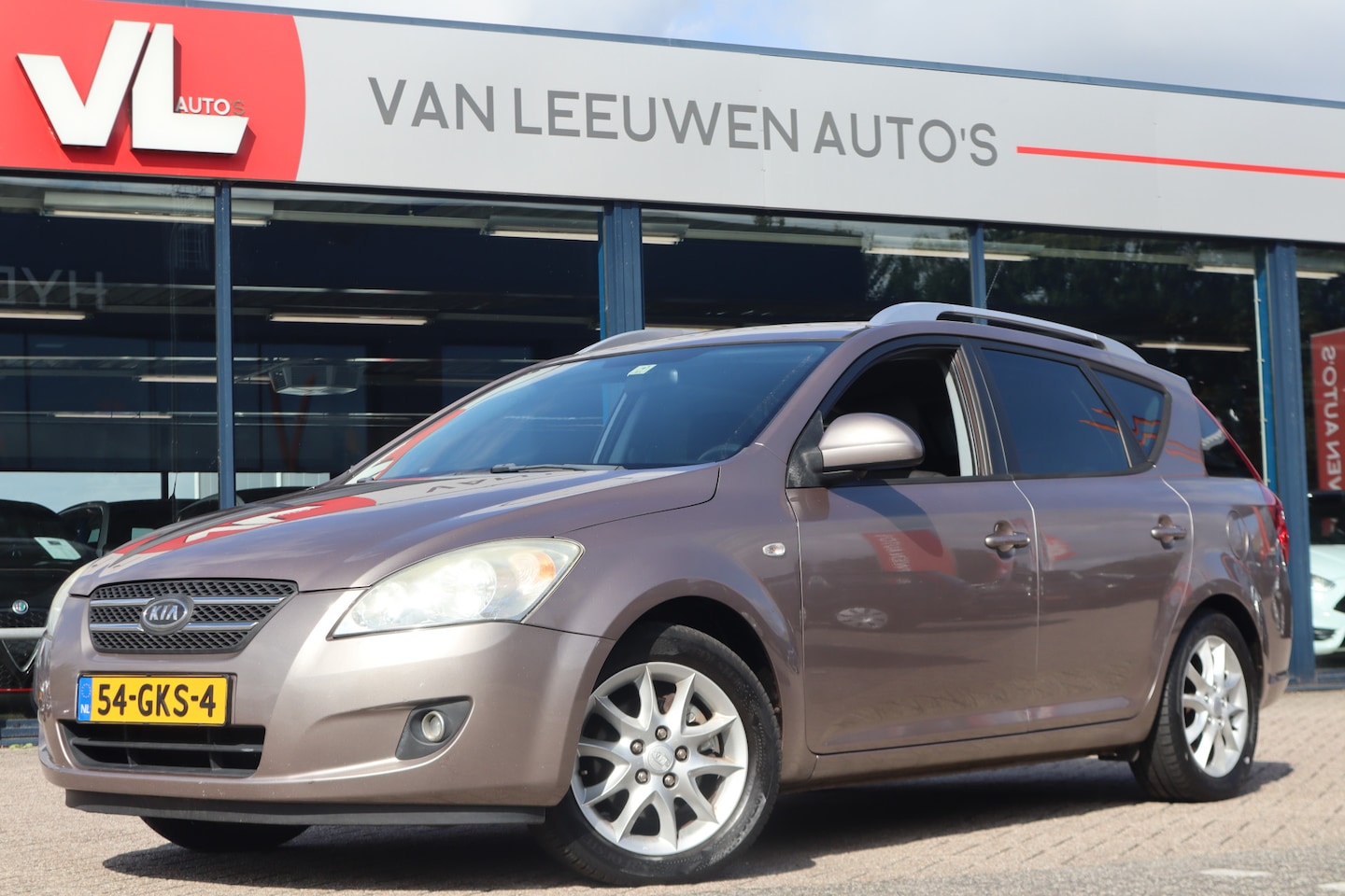 Kia Cee'd Sporty Wagon - 1.4 All Stars | Zo Mee | Lees Tekst | Read Text - AutoWereld.nl