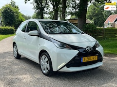Toyota Aygo - 1.0 VVT-i x-play | Cruise + Airco