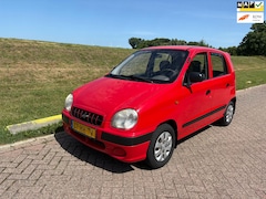 Hyundai Atos Spirit - 1.0i SX 4-drs 147.180 km Airco Bluetooth Radio met USB en AUX 2 sleutels El. Ramen