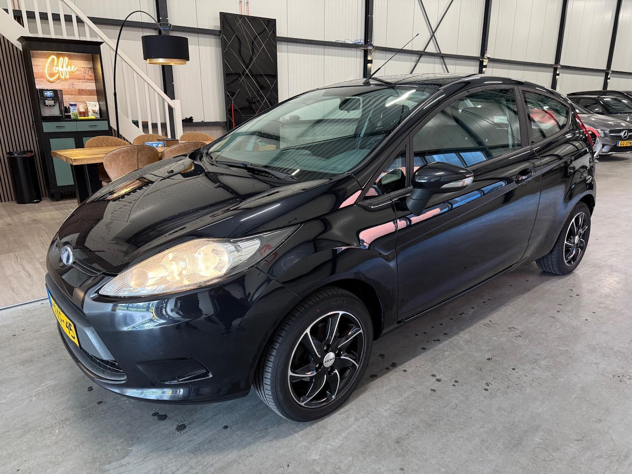 Ford Fiesta - 1.25 Trend 2010 NIEUWE KOPPELING NEIWE APK - AutoWereld.nl