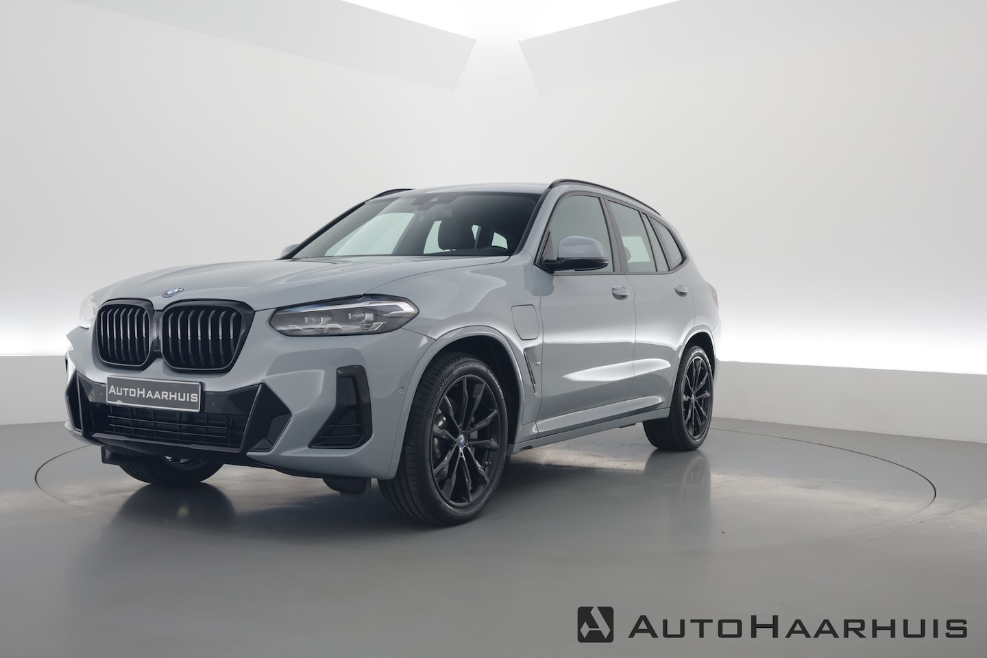 BMW X3 - xDrive30e M Sport | Navi | Leder | 20'' | Camera | Stoelverw. | Apple CarPlay - AutoWereld.nl