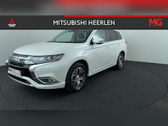 Mitsubishi Outlander - 2.4 PHEV Intense+ | Trekhaak | Dealer onderhouden