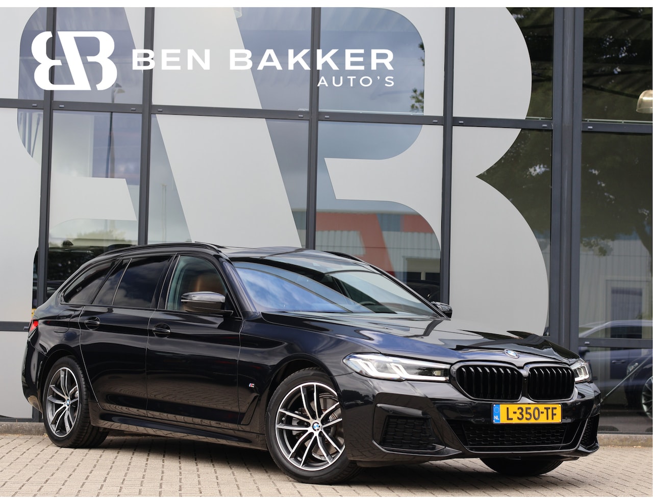 BMW 5-serie Touring - 520i High Executive M Sport | Virtual | HUD | Pano | Comfortstoelen | - AutoWereld.nl