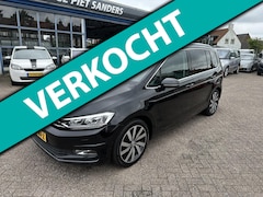 Volkswagen Touran - 1.4 TSI Highline I Automaat I Led I Camera I Trekhaak I Panorama I Ergo Stoelen I