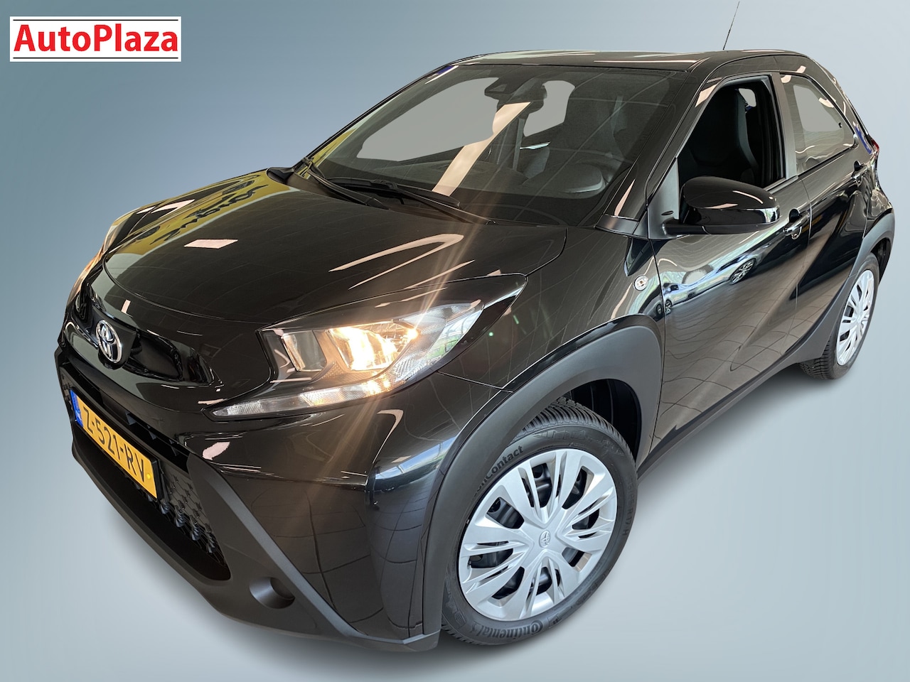 Toyota Aygo X - 1.0 VVT-i MT play 1.0 VVT-i MT Play - AutoWereld.nl