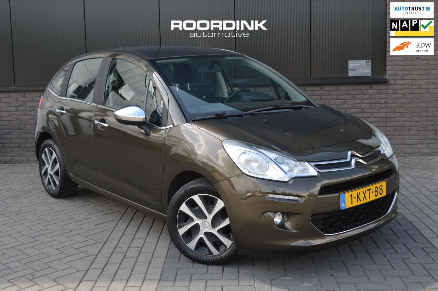 Citroën C3 - Navi|Cruise|Clima|1e eigenaar!|Dealer. ond. - AutoWereld.nl