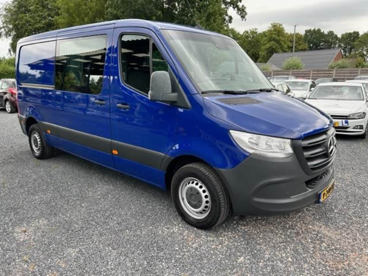 Mercedes-Benz Sprinter - 211 2.2 CDI L2H1 DC MBUX EURO 6 - AutoWereld.nl