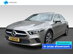 Mercedes-Benz A-klasse - Limousine A180 136PK AUTOMAAT BUSINESS SOLUTION NAVI PDC TEL LED NAP