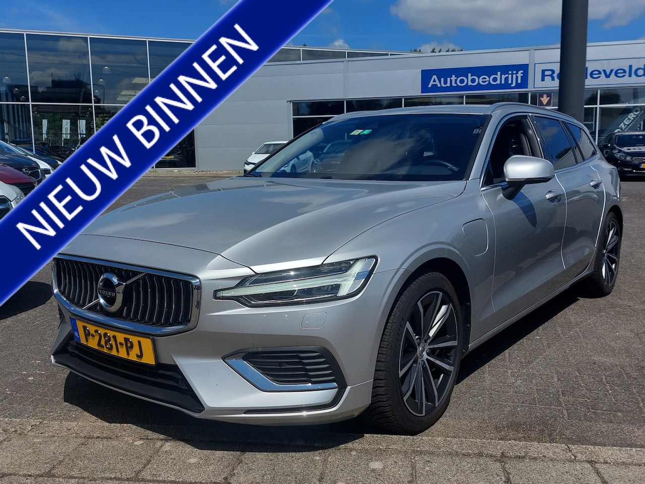Volvo V60 - 2.0 T6 Recharge AWD Business Pro | Navi | Apple Carplay + Android Auto | Clima | Adap.Crui - AutoWereld.nl