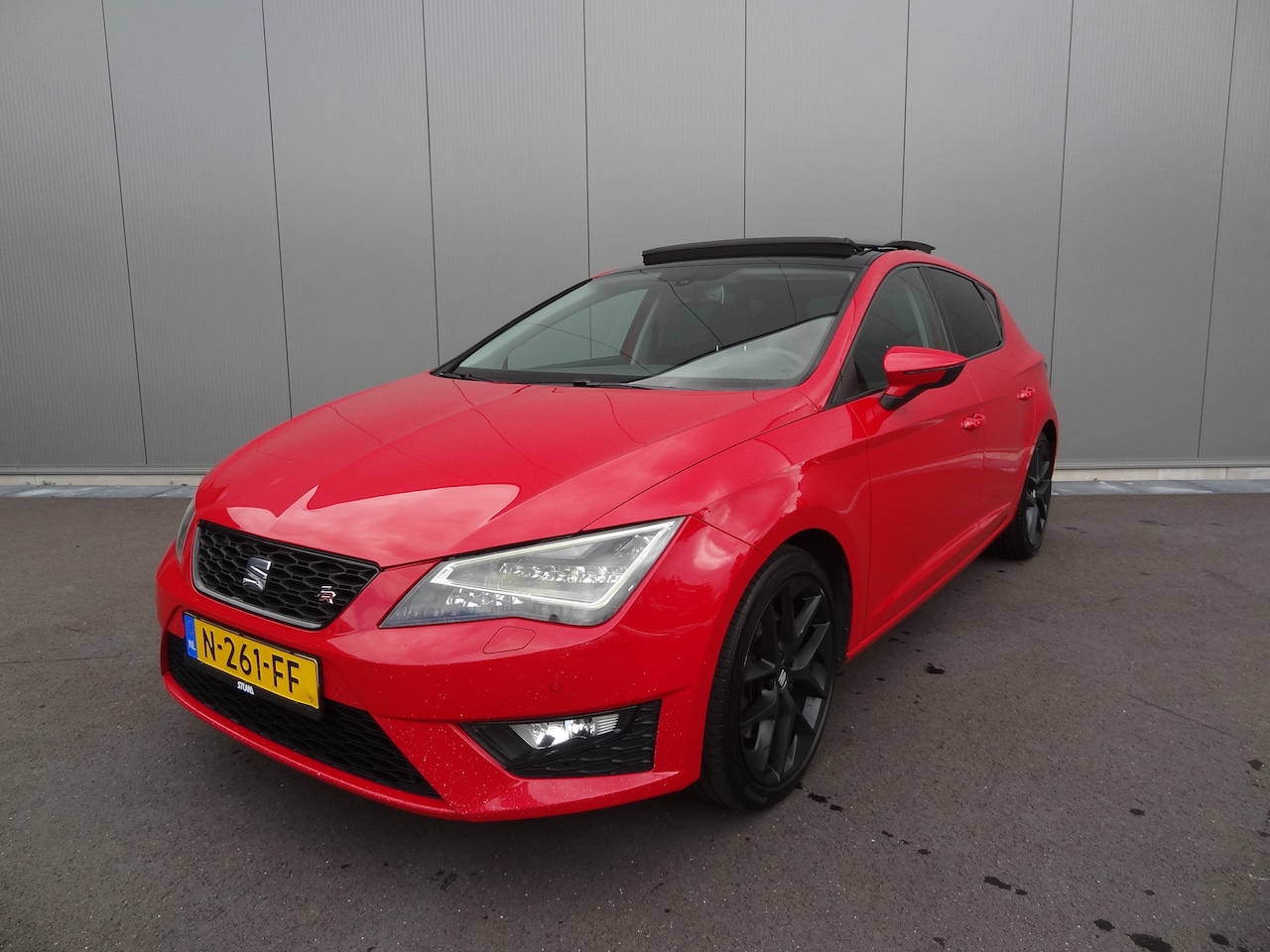 SEAT Leon - 1.8 TSI | FR | 180 PK | PANO | NAVI | STOELV | - AutoWereld.nl