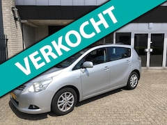 Toyota Verso - 1.6 VVT-i Comfort / DEALER OH / PANODAK / APK MEI 2026 / CLIMATE / CRUISE / ALU VELGEN