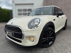 MINI One - 1.5 First PARKEERSENSOREN / LMV / STOELVERWARMING / AIRCO