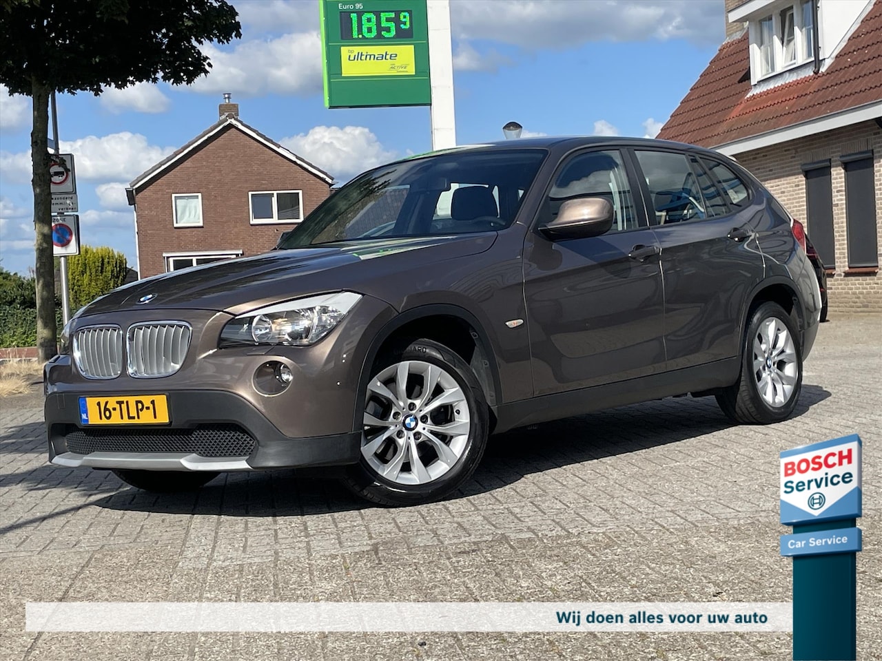 BMW X1 - Sdrive18I Executive / Trekhaak / Clima / Lichtmetaal / Pdc - AutoWereld.nl