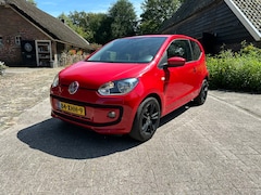 Volkswagen Up! - 1.0 high up 75 pk Airco, lm velgen.Nette auto Met boekjes