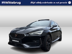 CUPRA Leon Sportstourer - 1.4 e-Hybrid Black Edition / PANODAK / CAMERA / 19"LMV / LEDER / NAVI