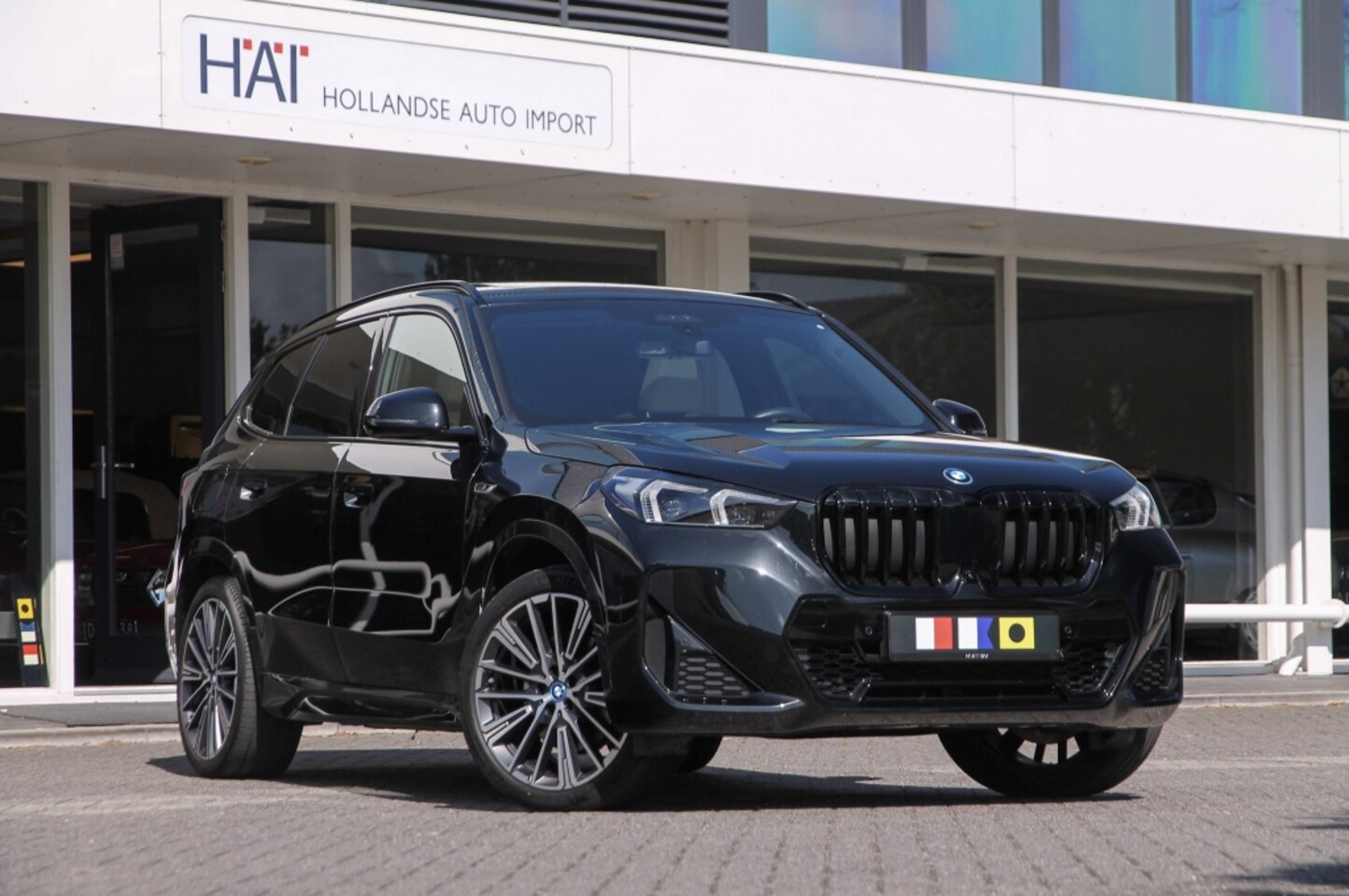 BMW X1 - xDrive30e M-Sport I Pano I Head-up I M2023 - AutoWereld.nl