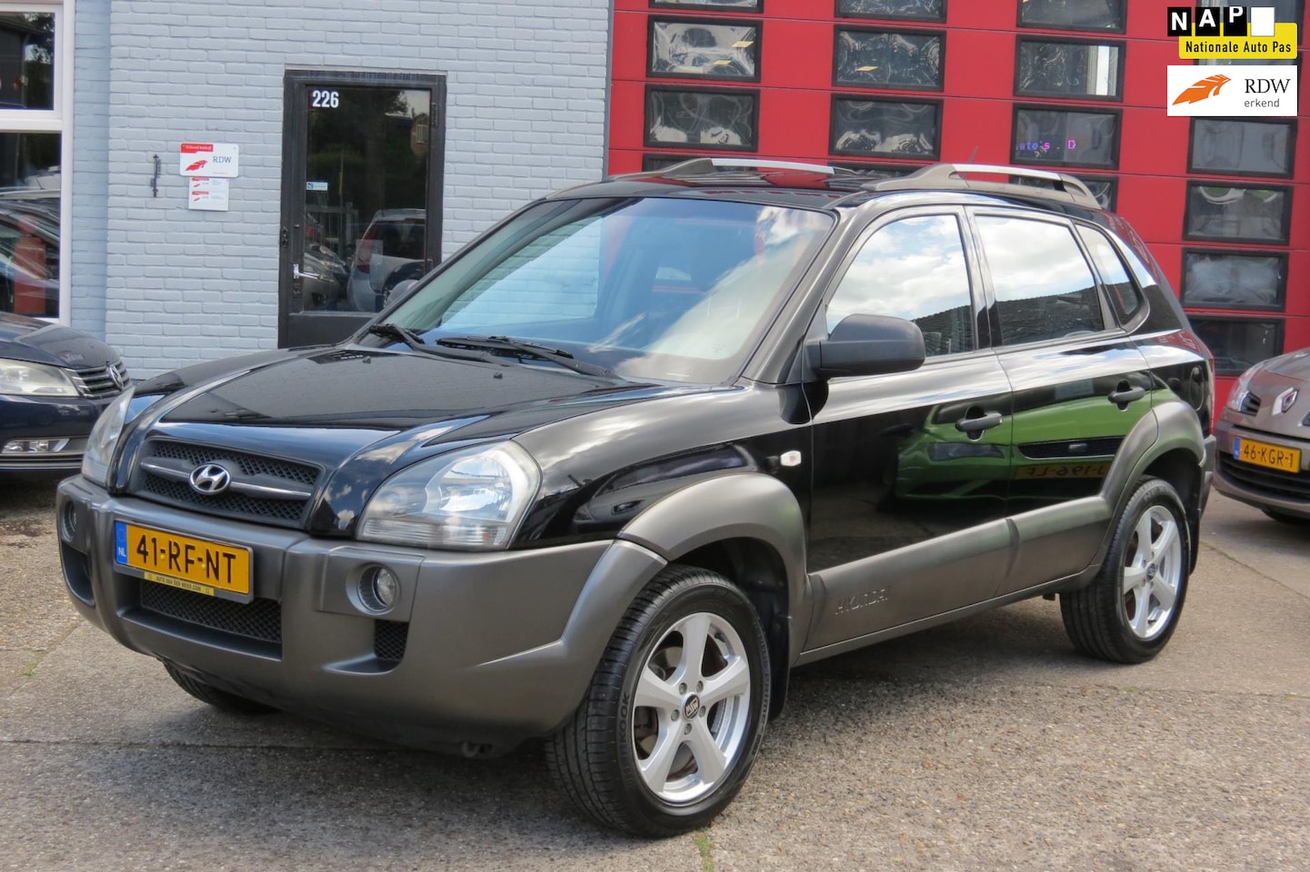 Hyundai Tucson - 2.0i Active 2.0i Active , AIRCO, NWE APK , TREKHAAK - AutoWereld.nl
