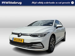 Volkswagen Golf - 1.4 eHybrid 204pk DSG Style / Standkachel / Elek Zwenkbare Trekhaak / Camera / Stuur & Sto