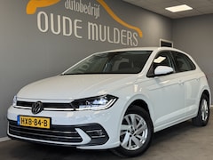 Volkswagen Polo - 1.0 TSI Life Stoelverwarming/Carplay/Parkeersensoren