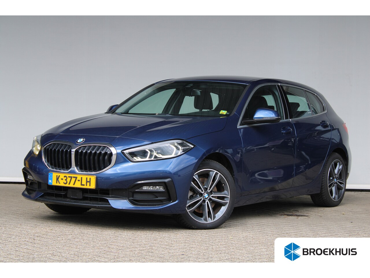 BMW 1-serie - 118i Executive Edition | Achteruitrijcamera | Cruise control adaptief met Stop&Go | Koplam - AutoWereld.nl