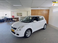 Suzuki Swift - 1.3 Base Apk Nieuw, Airco, E-Ramen, N.A.P, Lm velgen, 5Deurs, 2 sleutels + boekjes, Topsta
