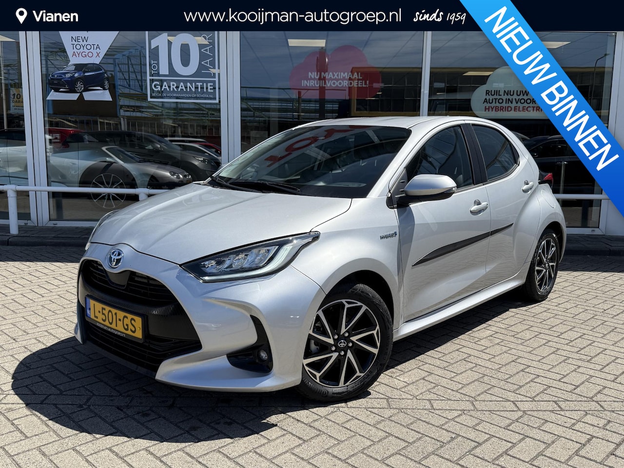 Toyota Yaris - 1.5 Hybrid Dynamic Nl auto, zeer unieke km stand! NAP, 1e eigenaar - AutoWereld.nl