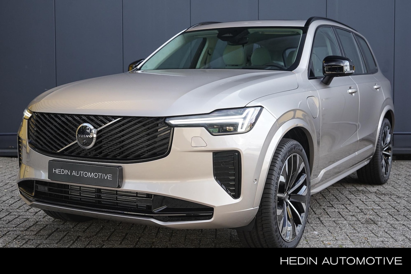 Volvo XC90 - 2.0 T8 Plug-in hybrid AWD Ultra Dark | Geventileerde- stoelmassage | Bowers & Wilkins | lu - AutoWereld.nl