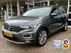 Volkswagen T-Roc - 2.0 TSI 4Motion Sport, Xenon, Navi, Carplay, Lm