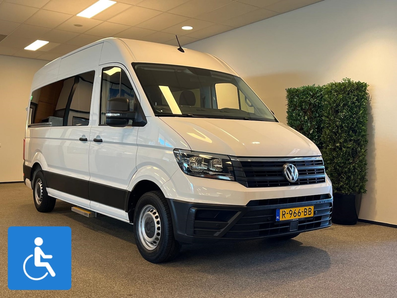 Volkswagen Crafter - L3H3 Groepsvervoer Rolstoelbus - AutoWereld.nl