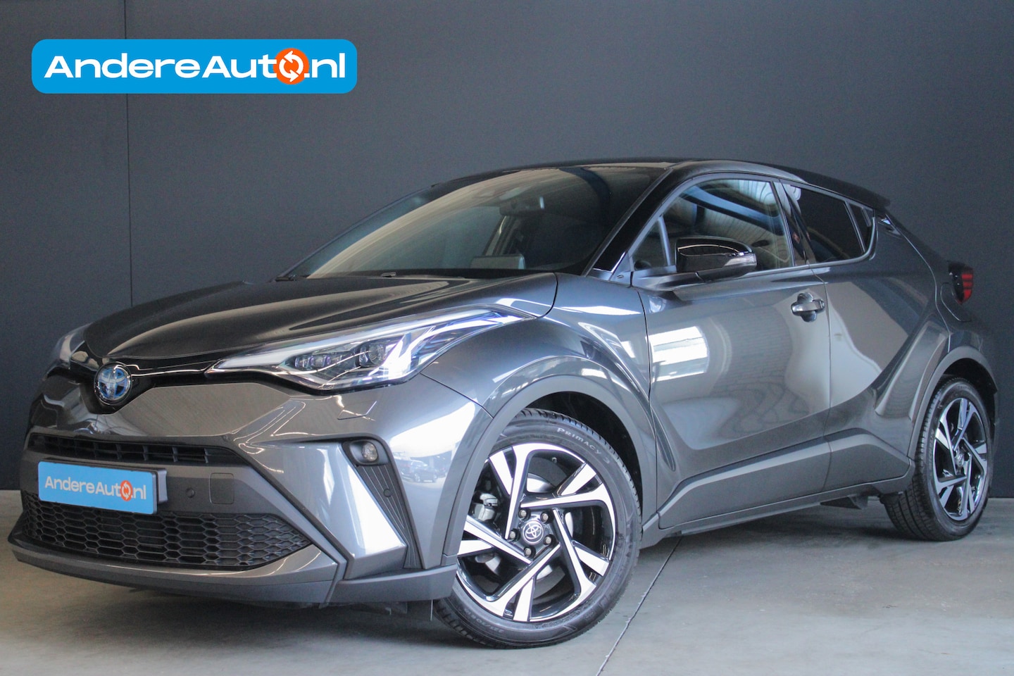 Toyota C-HR - 2.0 Hybrid Dynamic |dealer onderh|voorruitverwarming|leder|ACC| - AutoWereld.nl