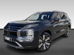 Mitsubishi Outlander - 2.4 PHEV First Edition Van € 58.045, - voor € 55.930,