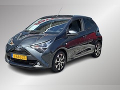 Toyota Aygo - 1.0 VVT-i X-Joy, Carplay, Climate Airco , Stootlijsten