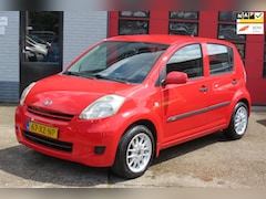 Daihatsu Sirion 2 - 1.0-12V , AIRCO , SPORTVELEGEN , NWE APK