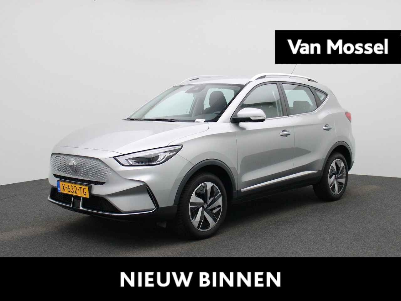 MG ZS - EV Standard Range Comfort 50 kWh | 360 graden camera | panoramisch schuifkanteldak | stoel - AutoWereld.nl