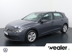 Volkswagen Golf - 1.0 eTSI Life | 110 PK | Automaat | Cruise Control | Stuurbediening | Navigatie |