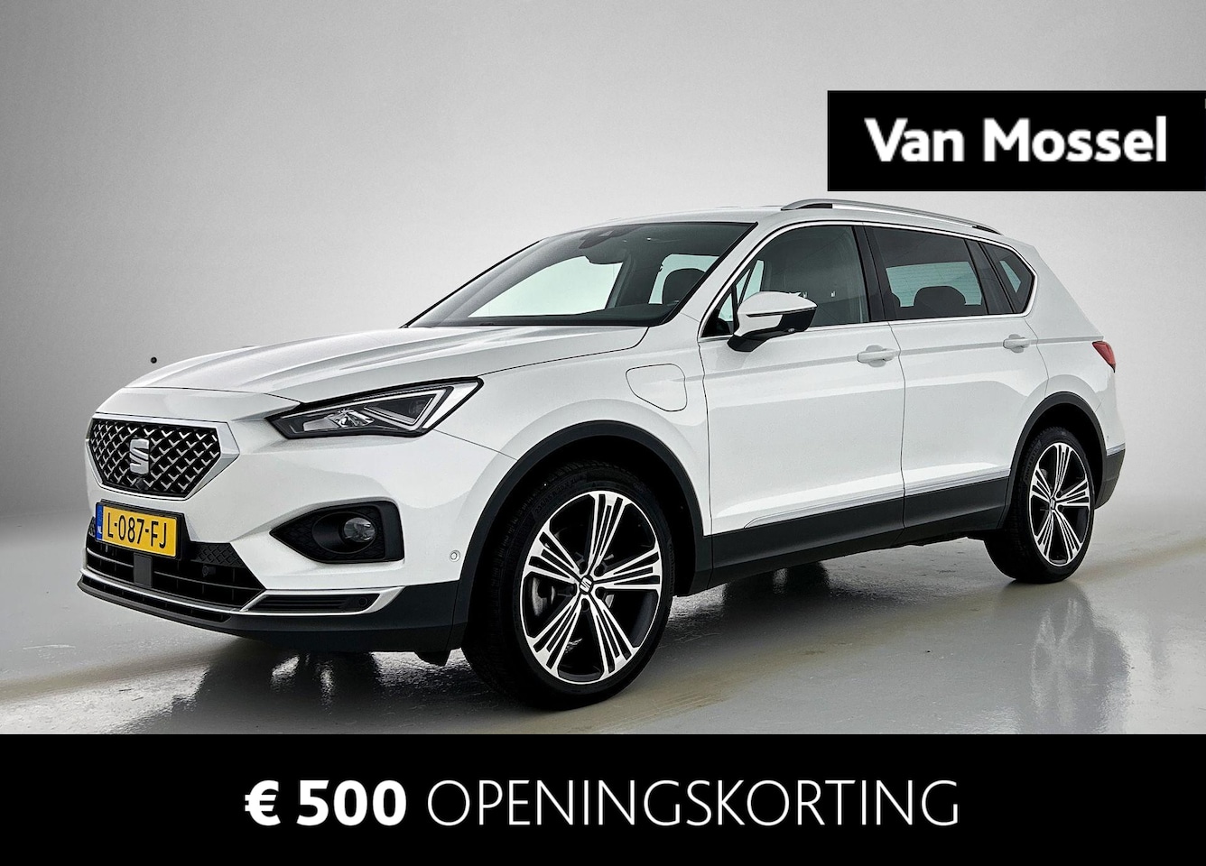 SEAT Tarraco - 1.4 TSI e-Hybrid PHEV Xcellence | ELEK.LAADKLEP | KEYLESS | CAMERA | NAVIGATIE | DIGITAAL - AutoWereld.nl