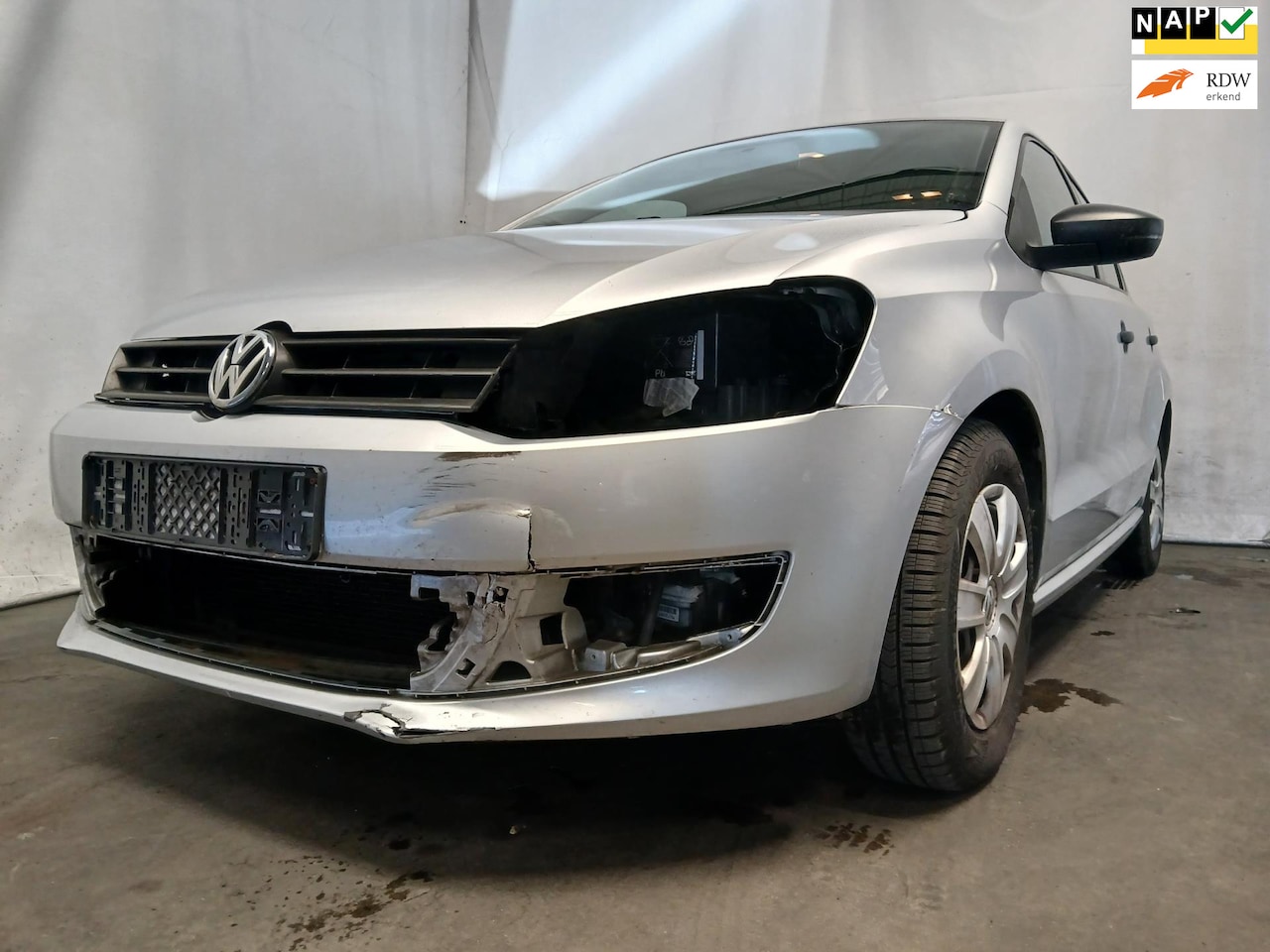Volkswagen Polo - 1.2 Easyline - Airco - Display - Schade - AutoWereld.nl