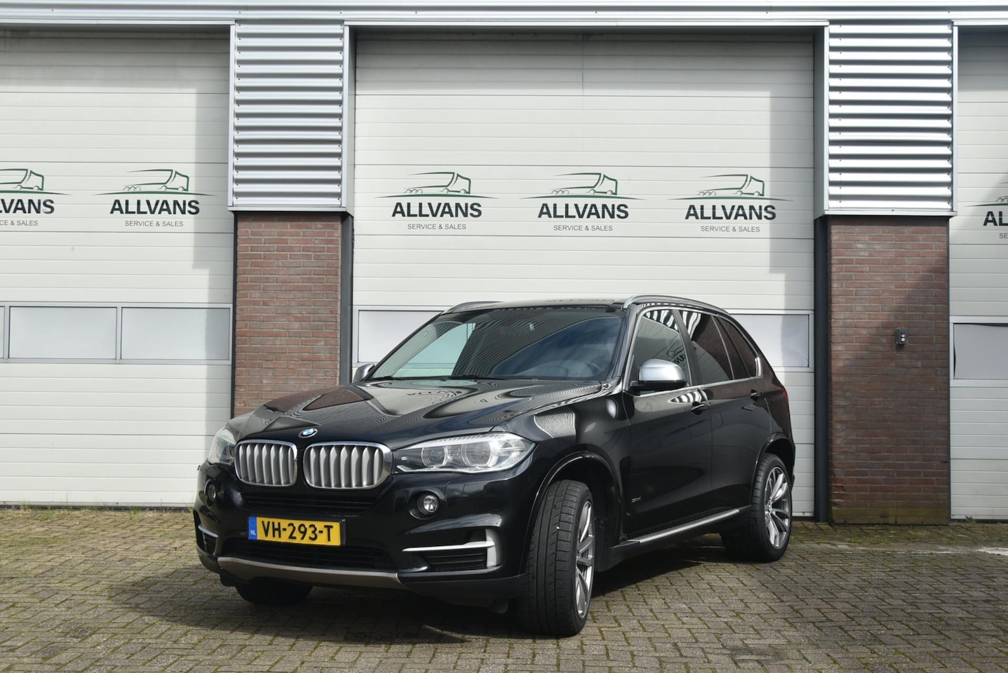 BMW X5 - S DRIVE25D GRIJS KENTEKEN - AutoWereld.nl