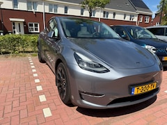 Tesla Model Y - Long Range Acceleration Boost, Wit Interieur, Quicksilver, 20" Induction