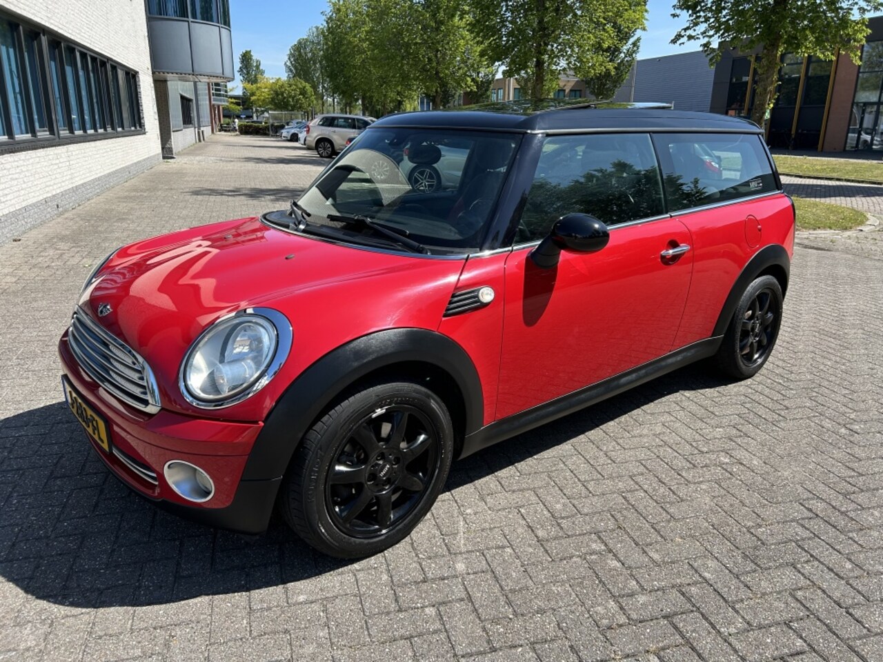 MINI Clubman - Mini 1.6 Cooper Bns Line PANO STUURVW PDC CRUISE CLIMA - AutoWereld.nl