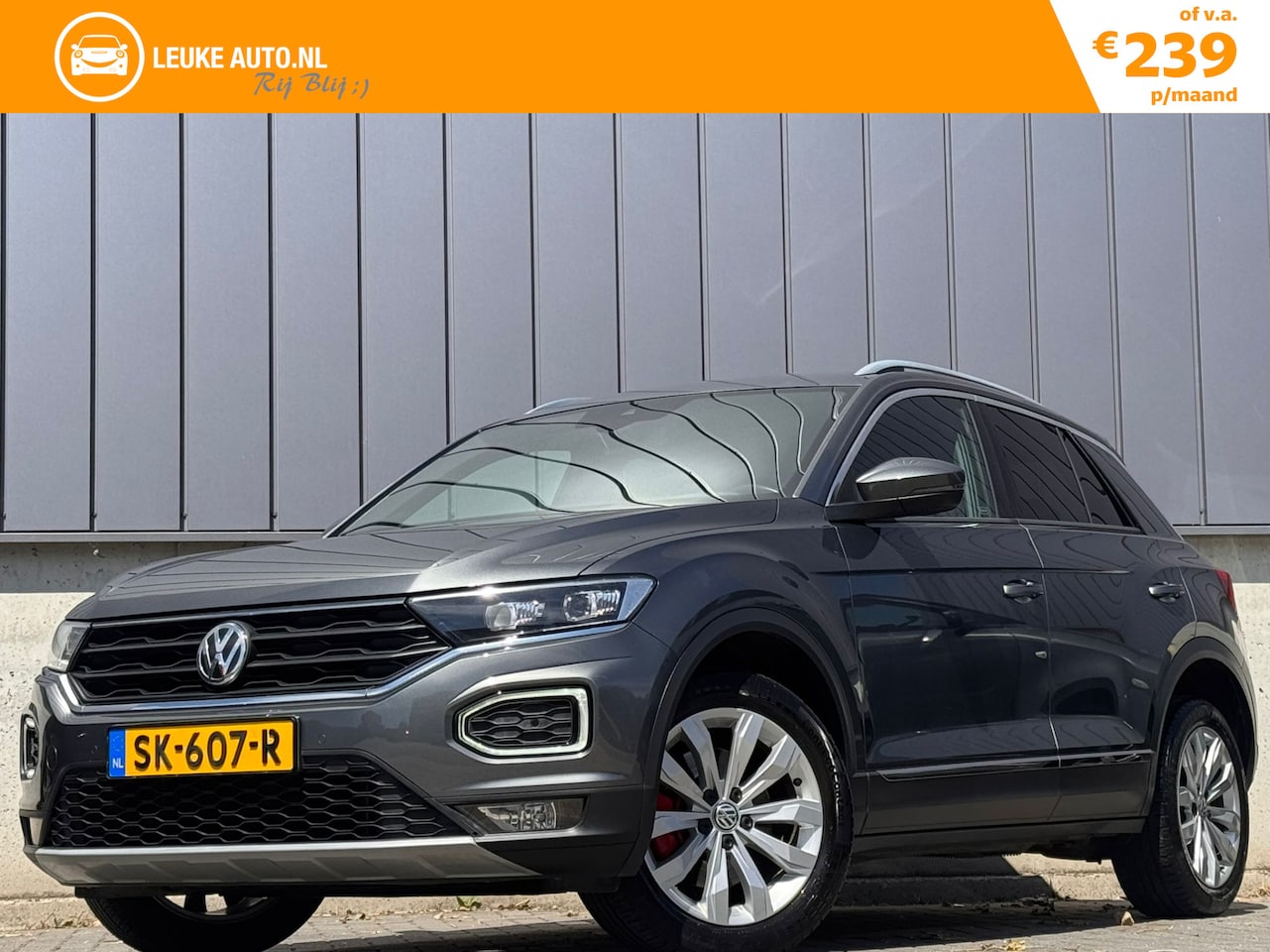 Volkswagen T-Roc - 1.5 TSI 150PK Automaat Sport *NL-AUTO* Virtual Camera Carplay - AutoWereld.nl