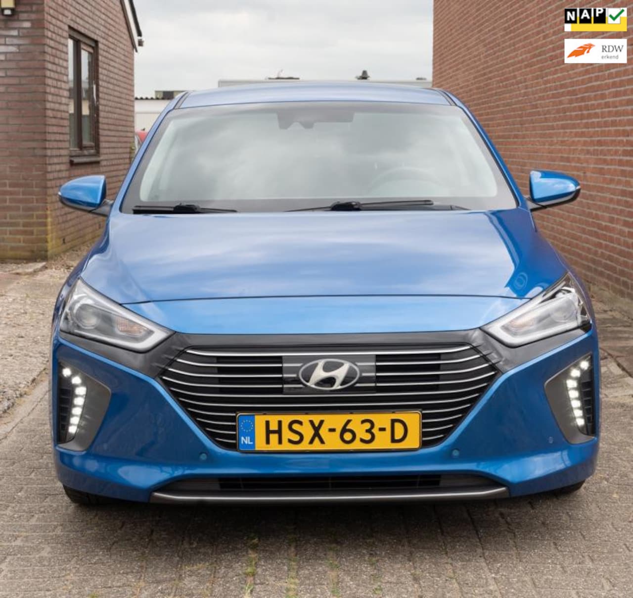 Hyundai IONIQ - 1.6 GDI - Blue Drive - Premium Edition - AutoWereld.nl