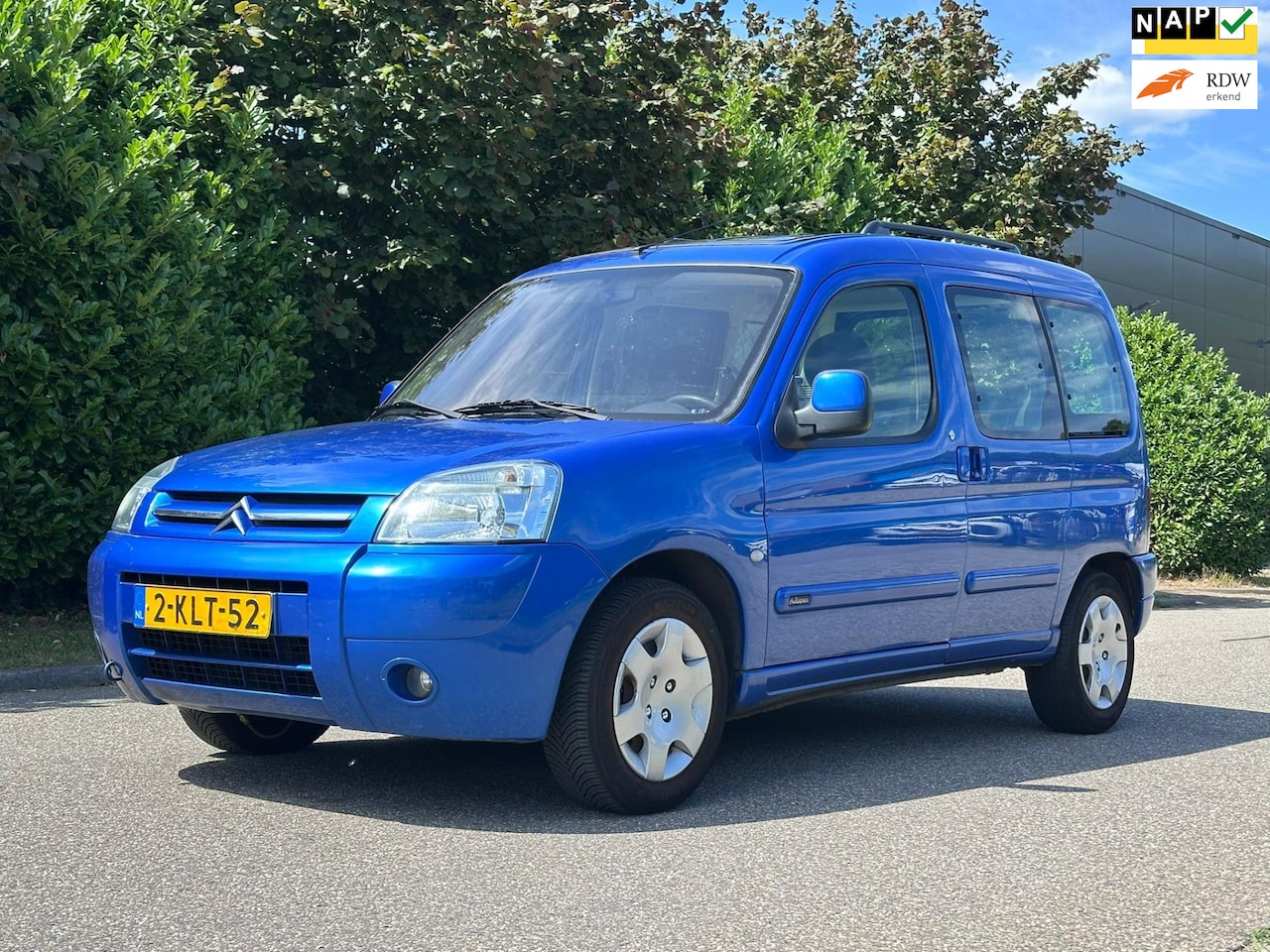 Citroën Berlingo - 1.6i Multispace 5 Zitplaatsen*Cruise*Panoramadak*Airco*Trekhaak*Schuifdeuren* - AutoWereld.nl