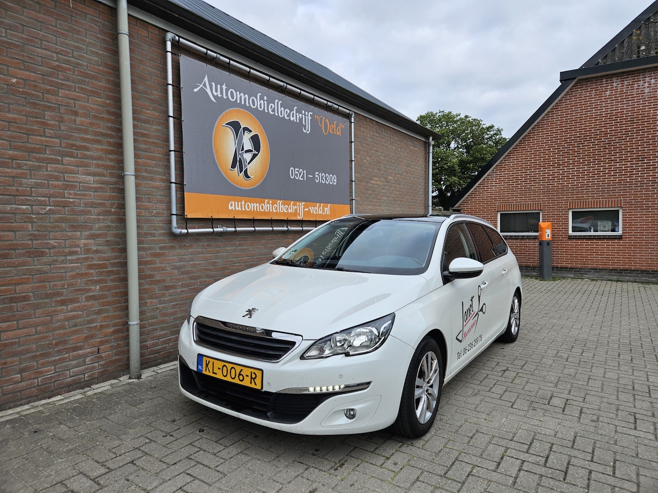 Peugeot 308 SW - 1.6 BlueHDI Blue Lease Executive 1.6 BlueHDI Blue Lease Executive - AutoWereld.nl