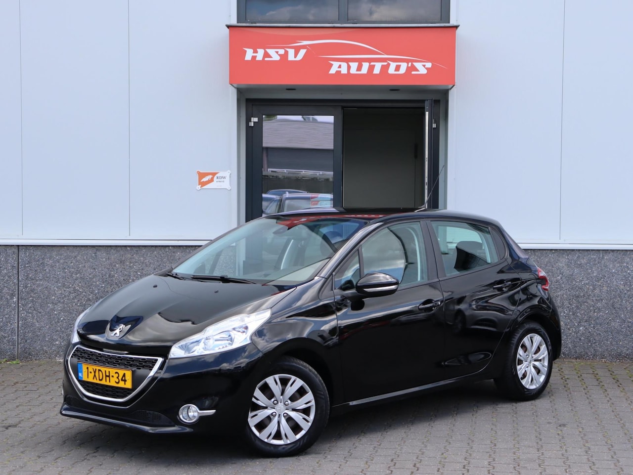 Peugeot 208 - 1.2 VTi Envy navi 4-deurs org NL - AutoWereld.nl