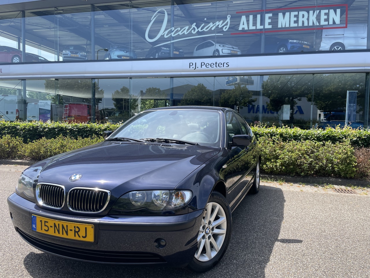 BMW 3-serie - 320i E46 6 cilinder Special Executive Airco - Mistlampen voor - Cruise control - Lederen b - AutoWereld.nl