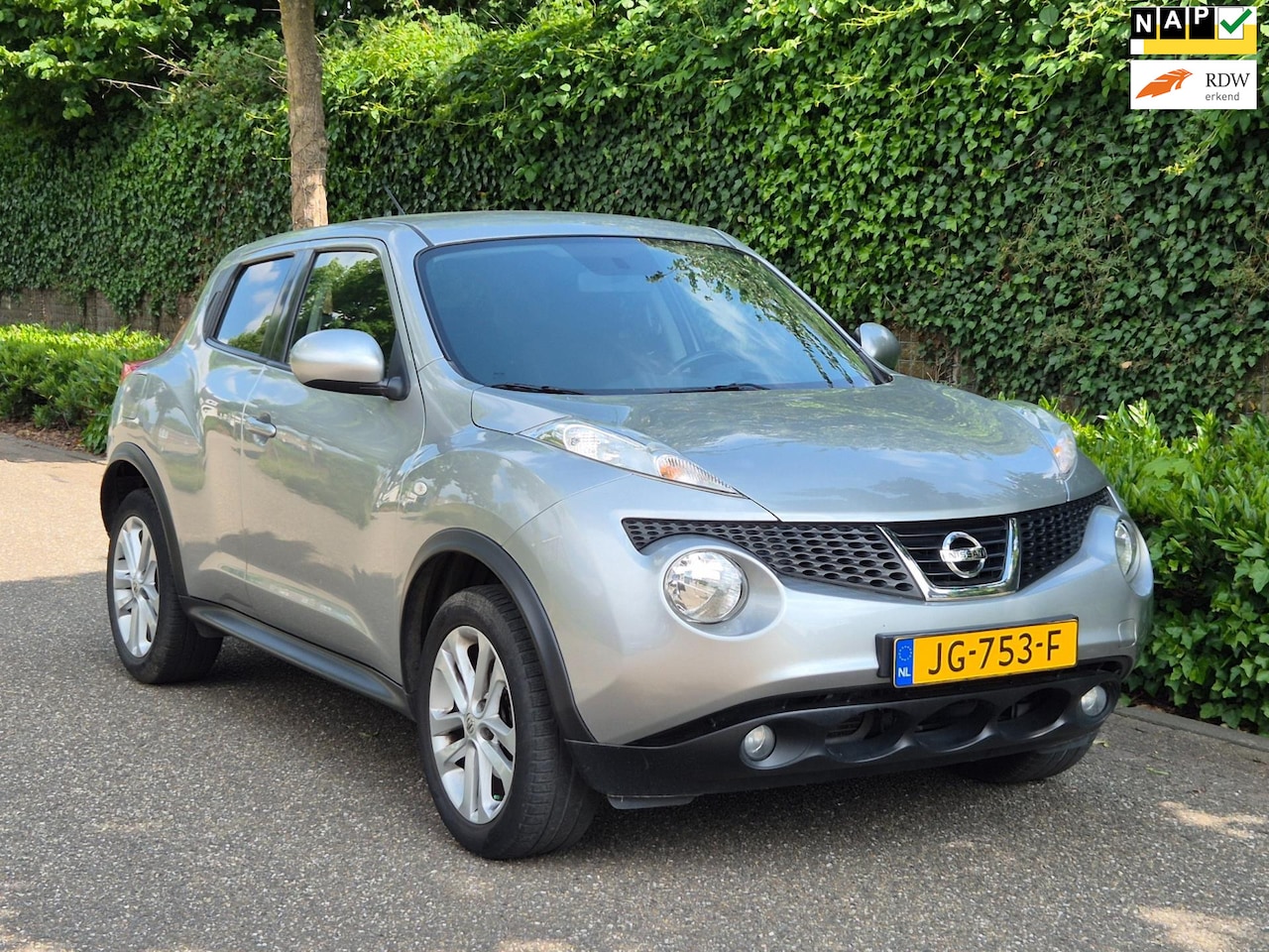Nissan Juke - 1.6 Acenta Automaat Camera Navigatie Trekhaak RIJDT GOED - AutoWereld.nl