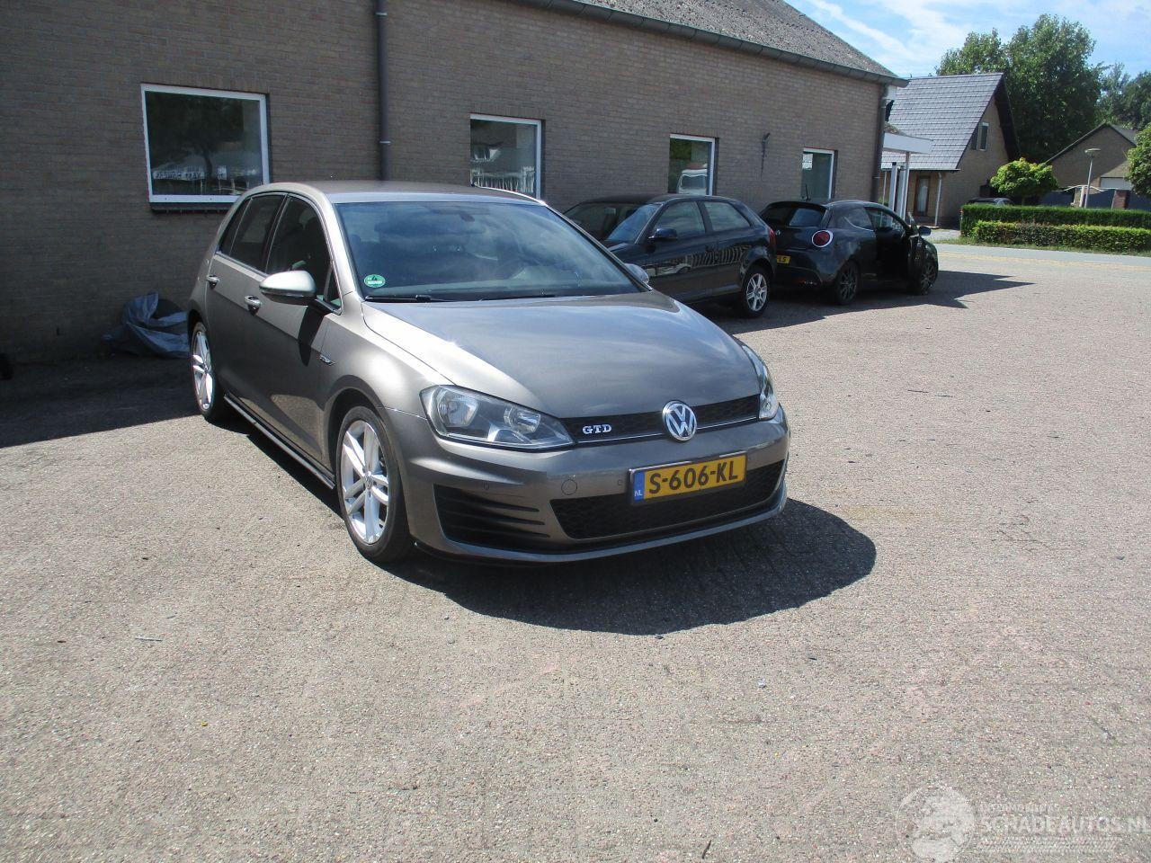 Volkswagen Golf - 2.0 TDI GTD AUT - AutoWereld.nl