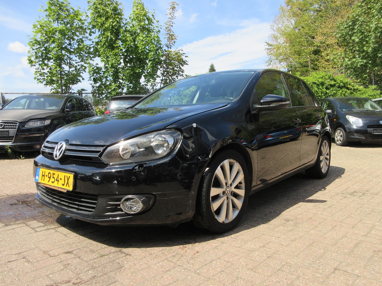 Volkswagen Golf Variant - 1.2 TSI Trendline BlueMotion Met schroefschade / 1.2 / 77kw / 139dkm / Airco / Parktronic - AutoWereld.nl